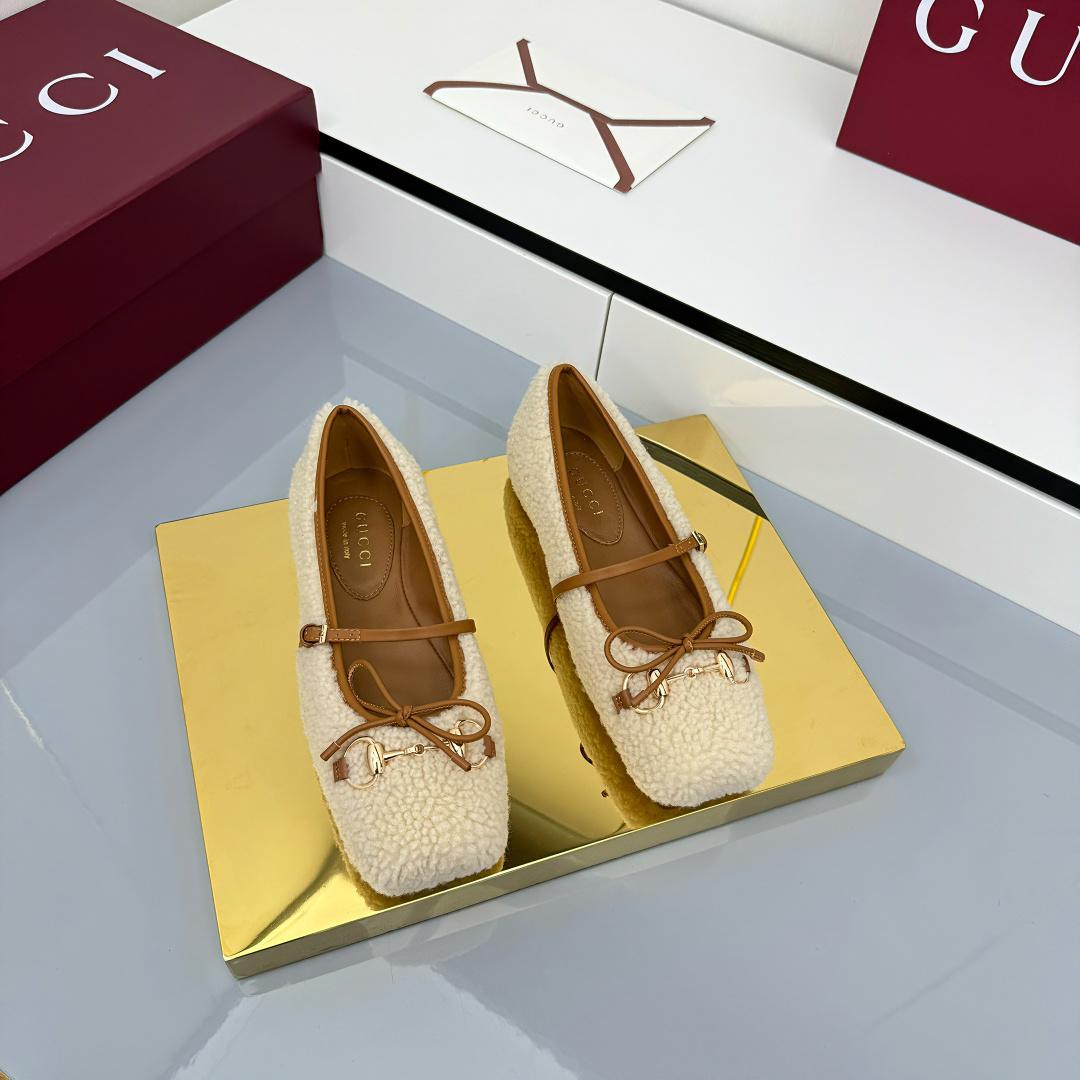 Gucci Women's Gucci Horsebit Ballet Flat - DopestKickz