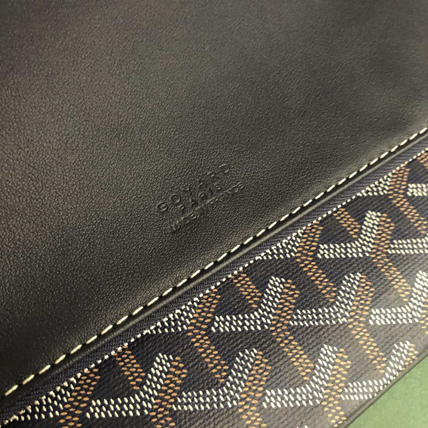 Goyard Sainte-Marie MM Clutch - DopestKickz