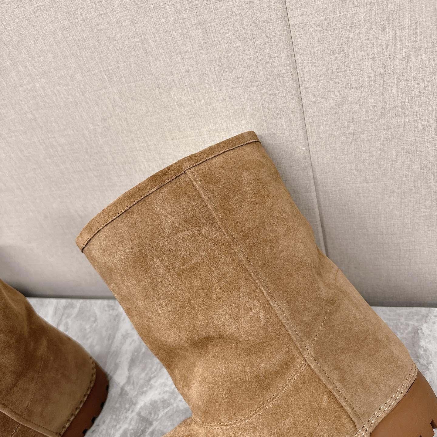 Balenciaga Alaska Fur High Boots - DopestKickz