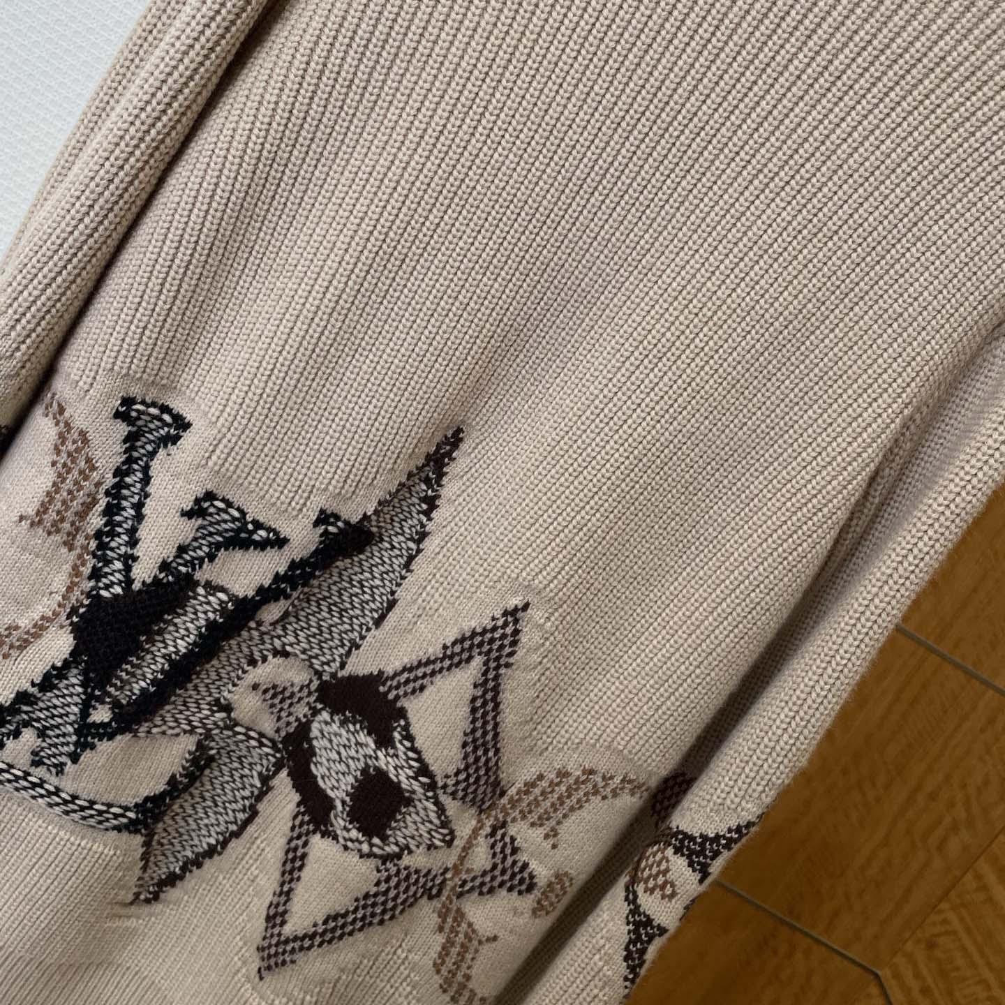 Louis Vuitton Graphic Knitted Crewneck   1AJBVT - DopestKickz