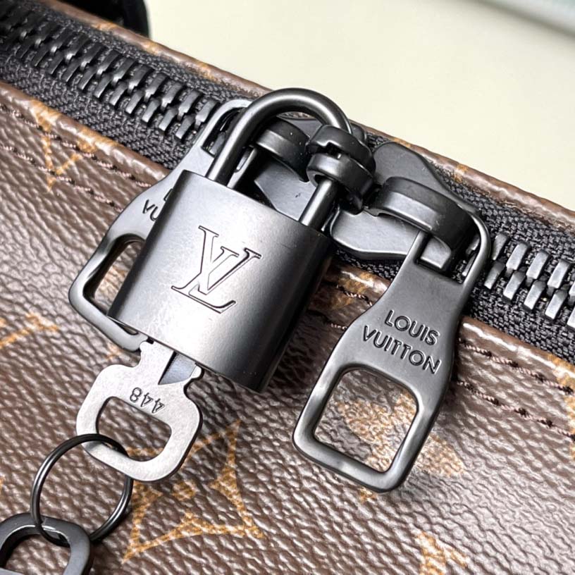 Louis Vuitton Keepall Bandoulière 50  M44471  - DopestKickz