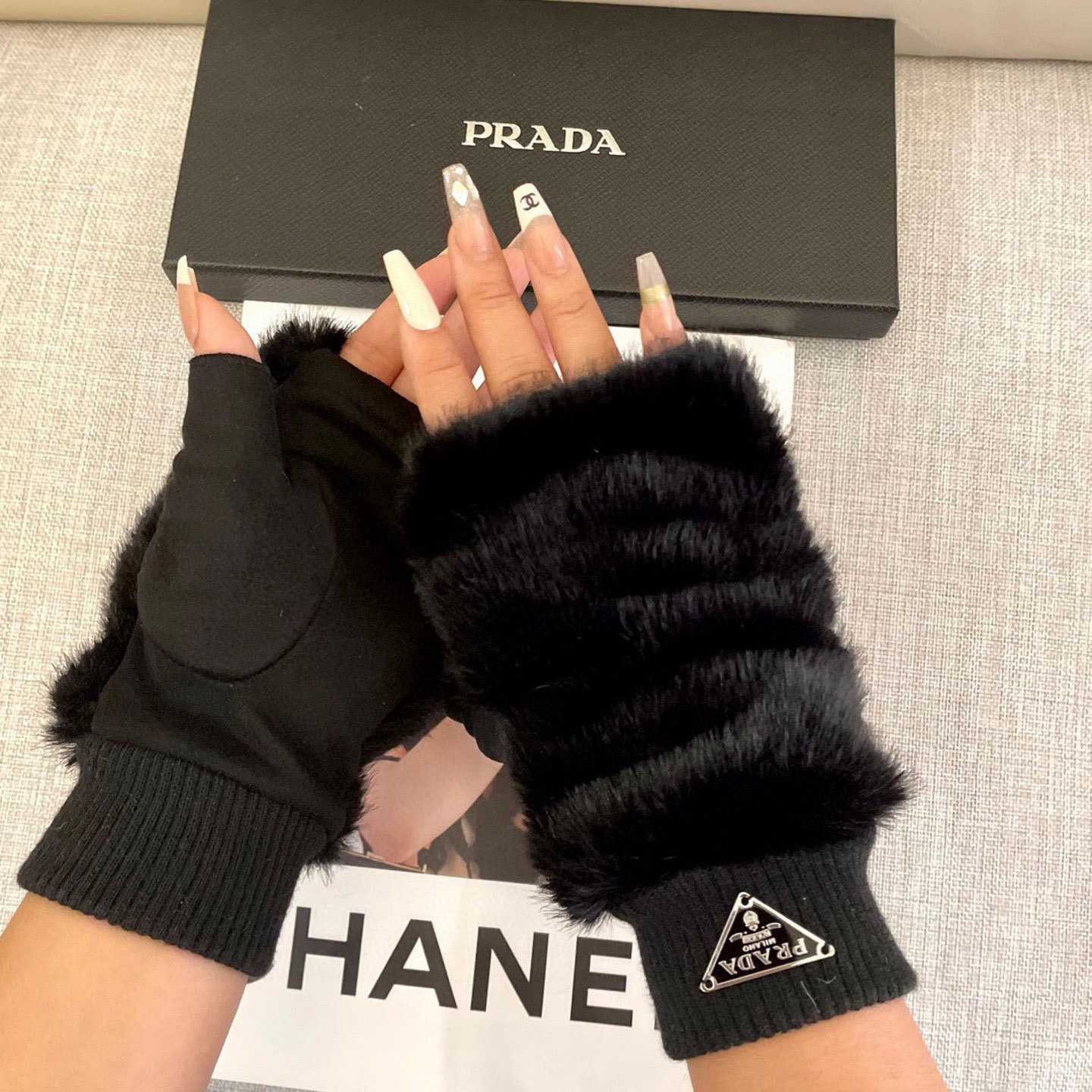 Prada Women's Gloves  - DopestKickz