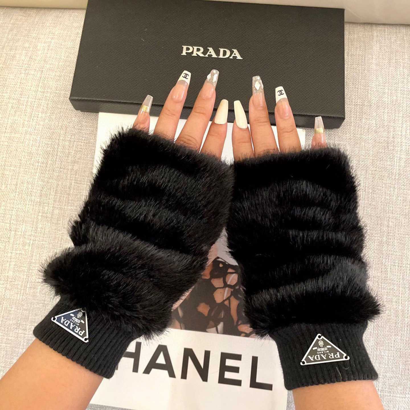 Prada Women's Gloves  - DopestKickz