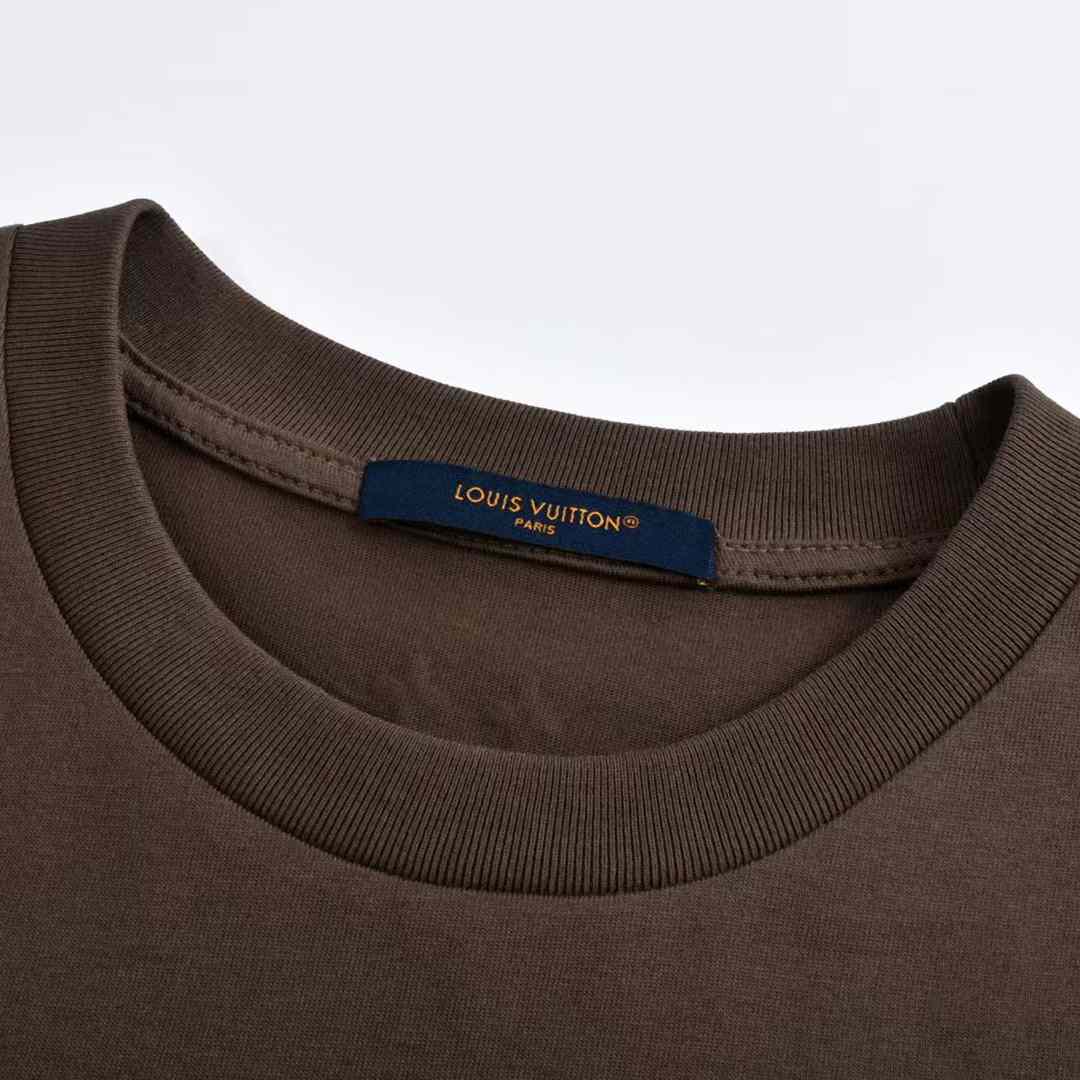Louis Vuitton Washed Embellished Cotton T-Shirt   1AHCL3 - DopestKickz