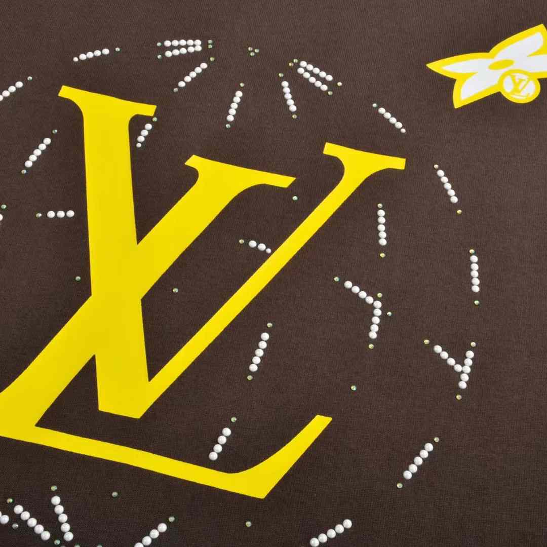 Louis Vuitton Washed Embellished Cotton T-Shirt   1AHCL3 - DopestKickz