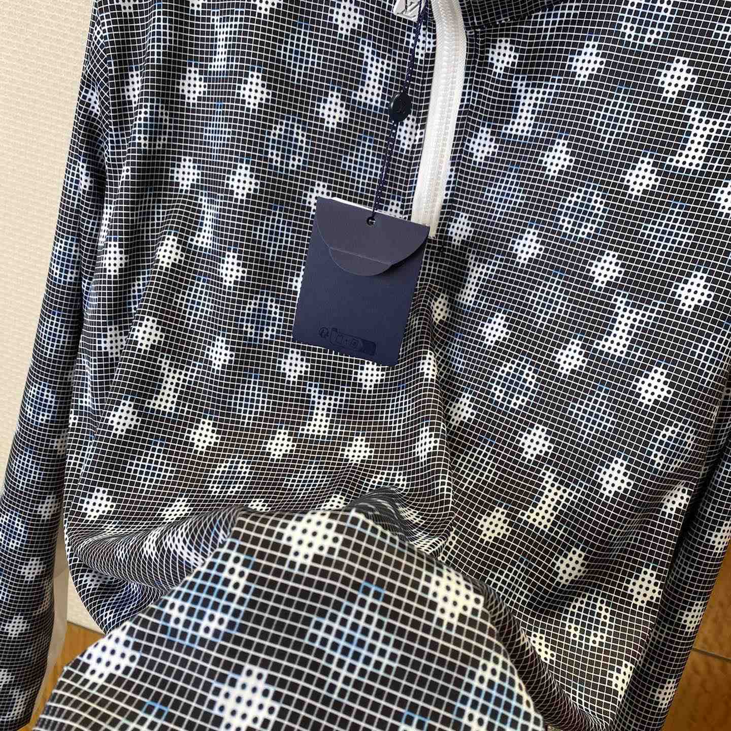 Louis Vuitton Monogram Technical Long-Sleeved T-Shirt   1AJCDC - DopestKickz