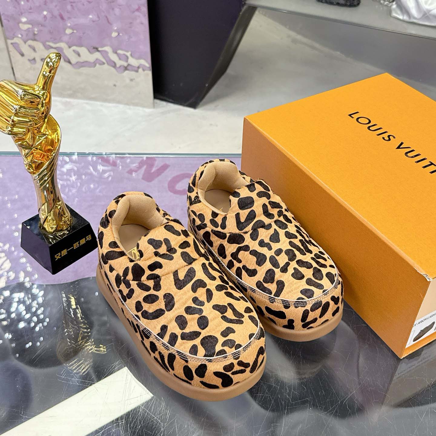 Louis Vuitton LV Yeti Slip On   1AIKKQ - DopestKickz