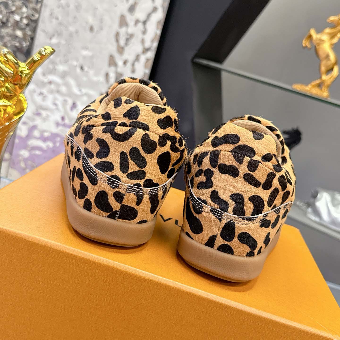 Louis Vuitton LV Yeti Slip On   1AIKKQ - DopestKickz