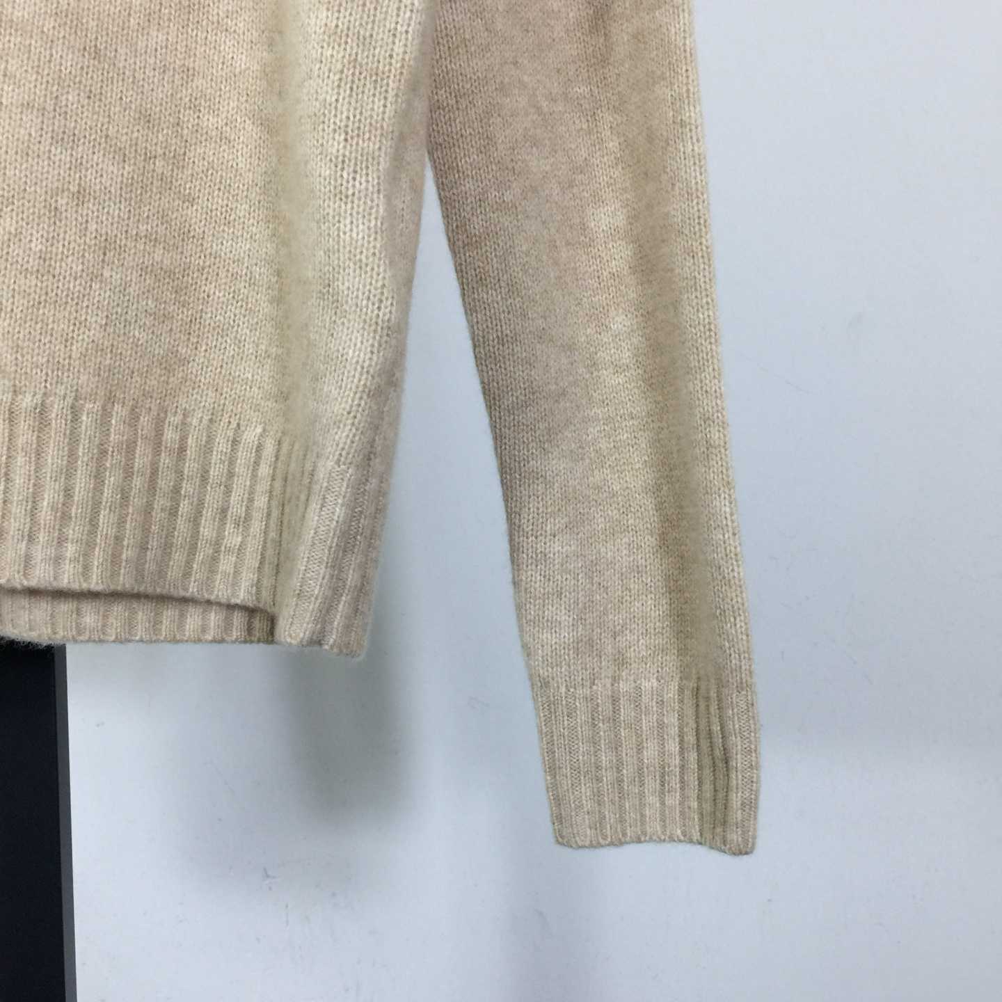 Louis Vuitton Cursive Signature Pullover   1AIOYJ - DopestKickz