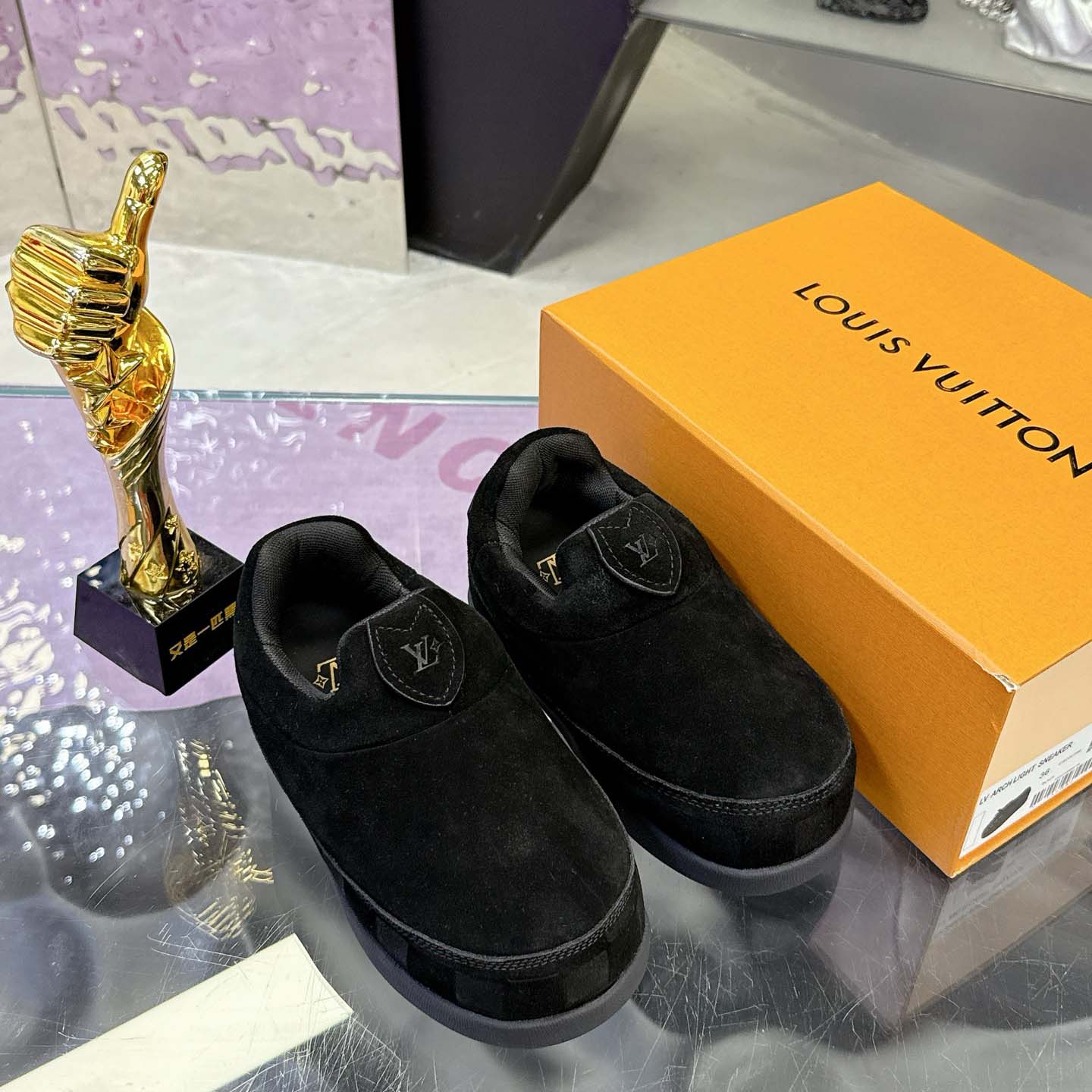 Louis Vuitton LV Yeti Slip On   1AIJCU - DopestKickz