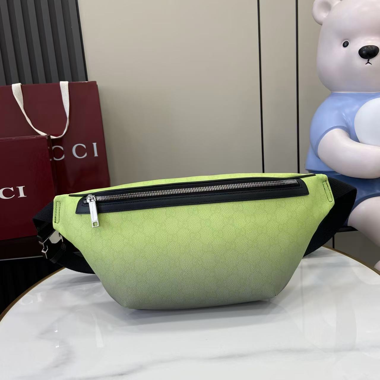 Gucci Chroma Large Belt Bag - DopestKickz