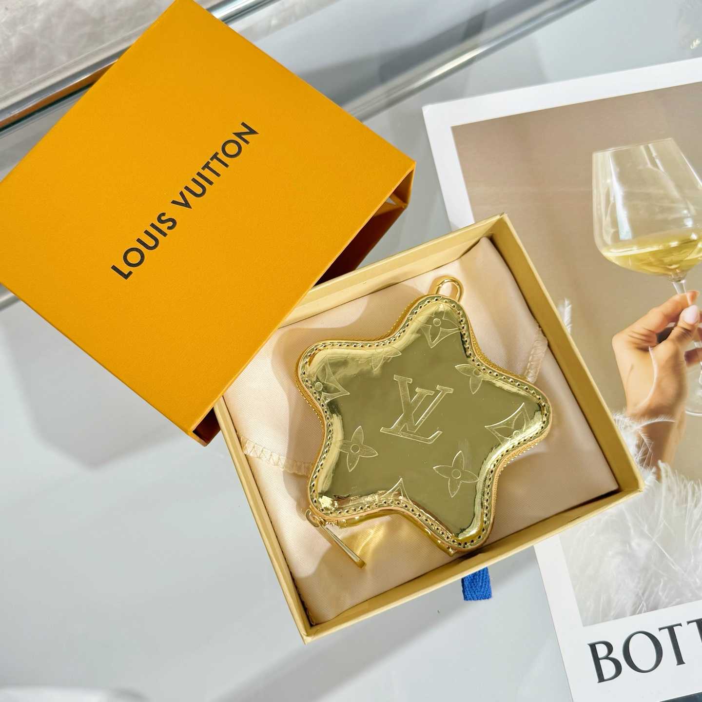 Louis Vuitton Spark Coin Purse Other Monogram Canvas - DopestKickz