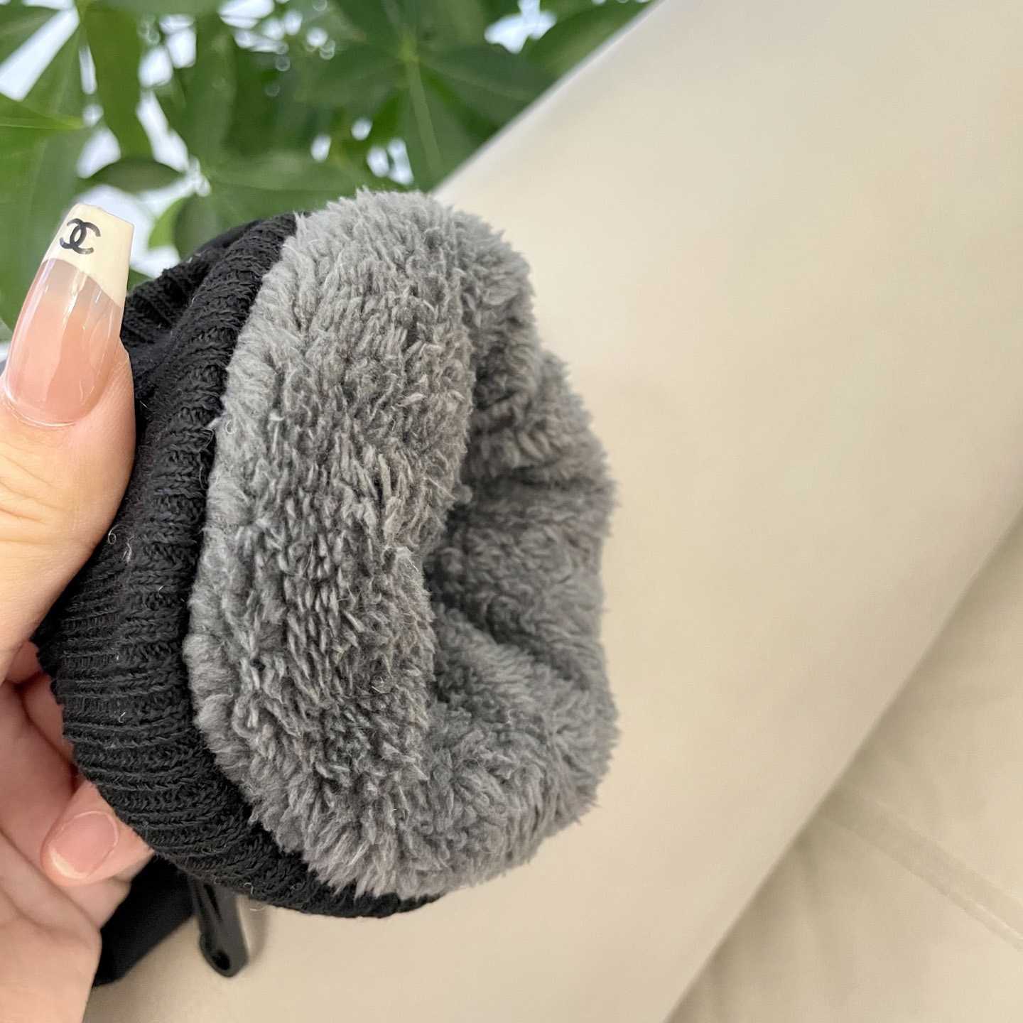 The North Face Men's Gloves - DopestKickz
