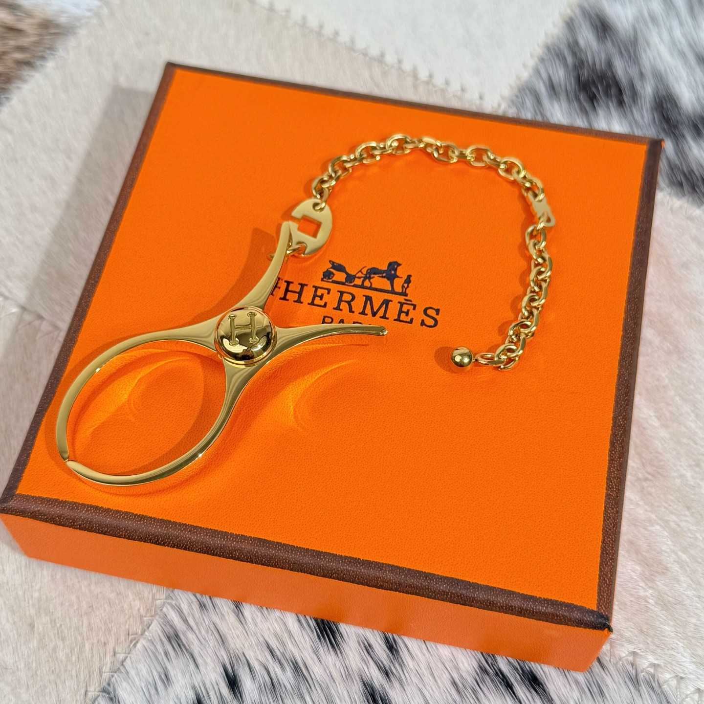 Hermès Filou Glove Clip - DopestKickz