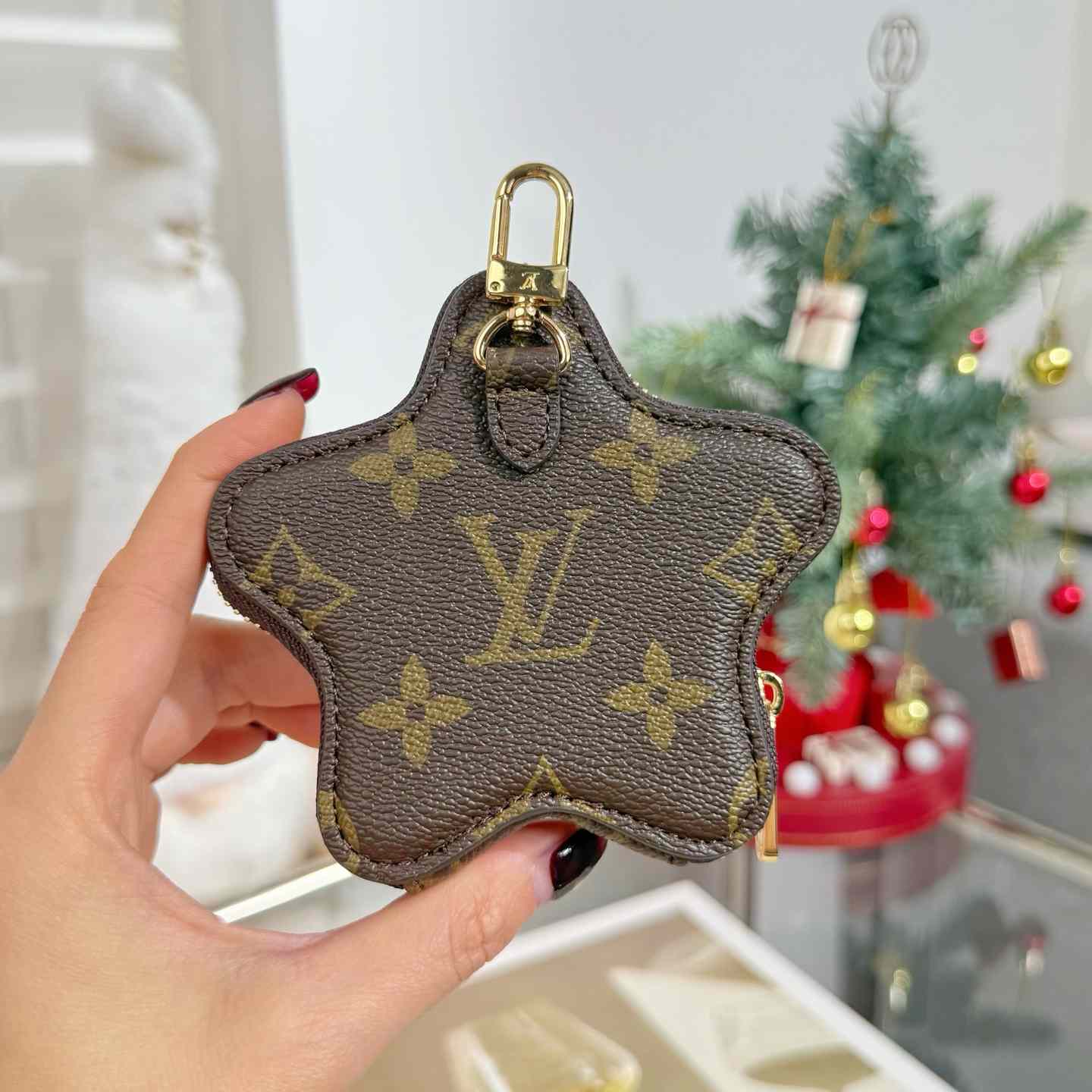 Louis Vuitton Spark Coin Purse Monogram Empreinte Leather  - DopestKickz