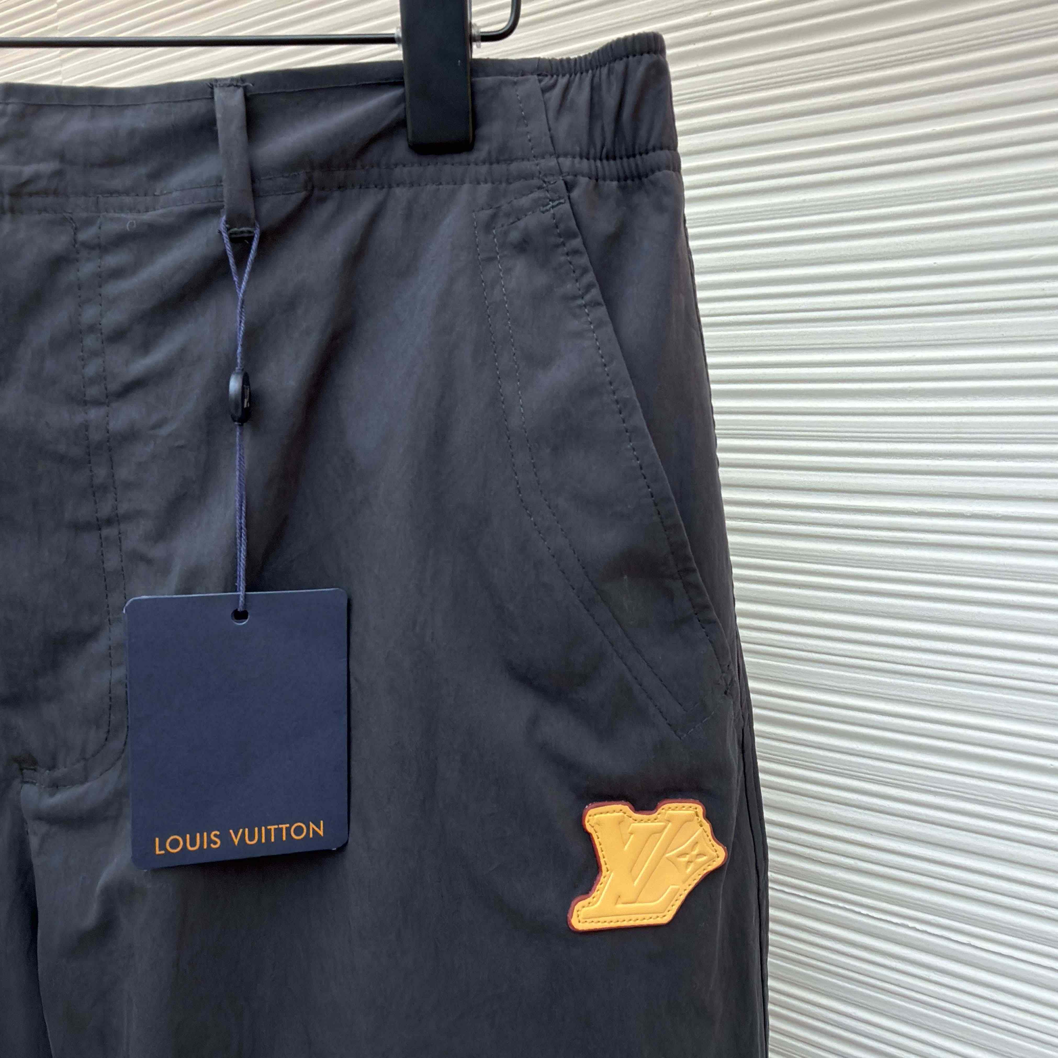 Louis Vuitton Casual Outdoor Pants - DopestKickz