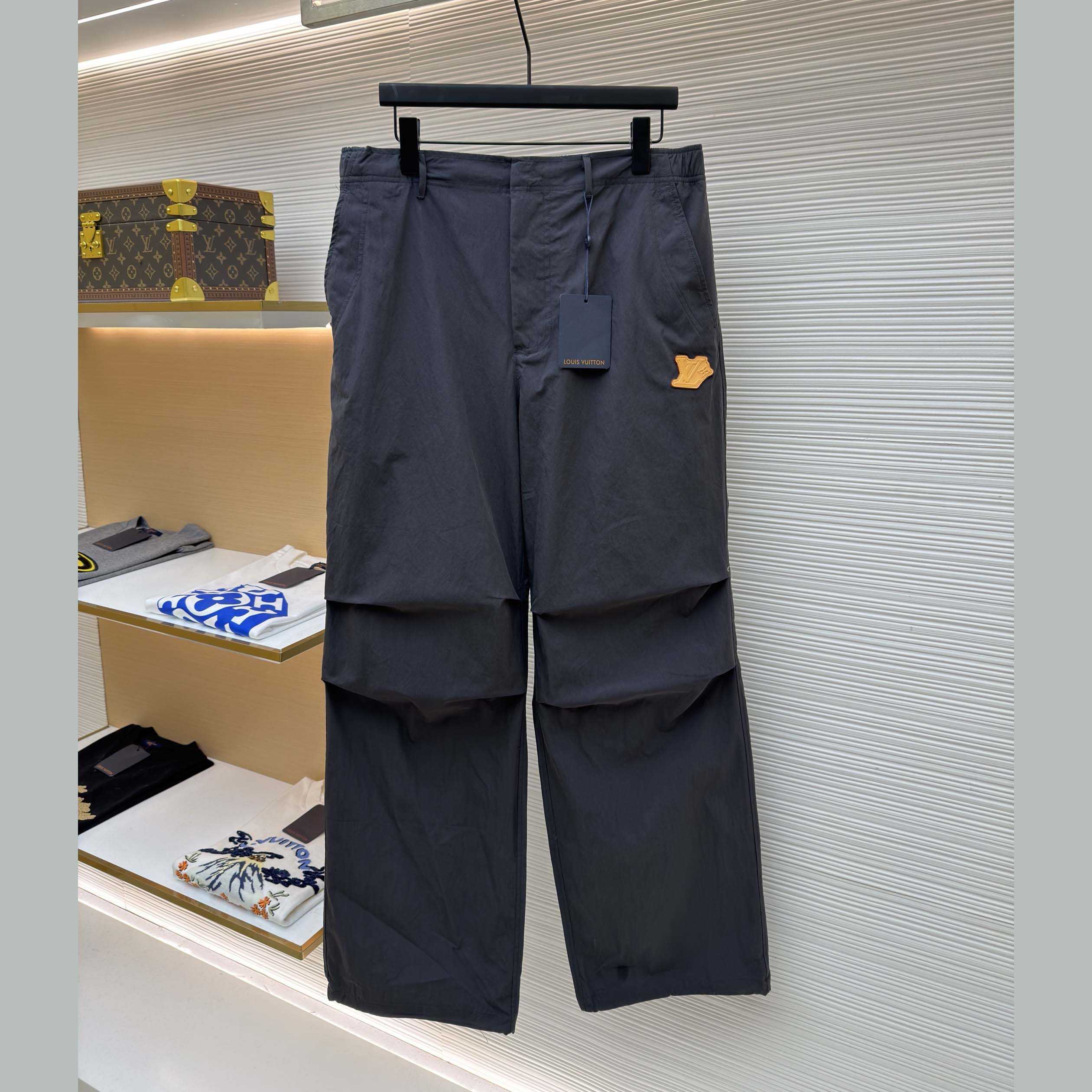 Louis Vuitton Casual Outdoor Pants - DopestKickz
