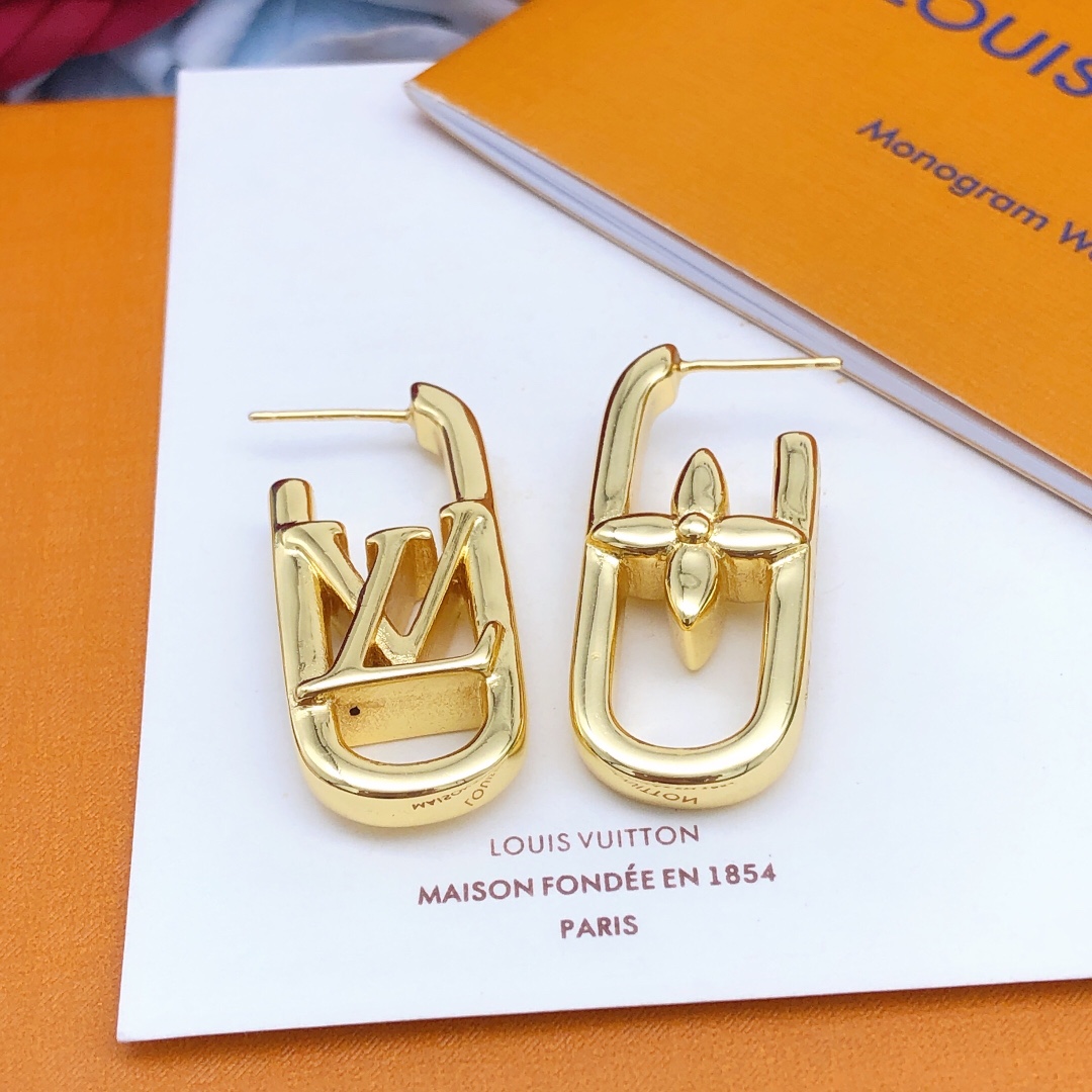 Louis Vuitton My LV Chain Earrings S00 - DopestKickz