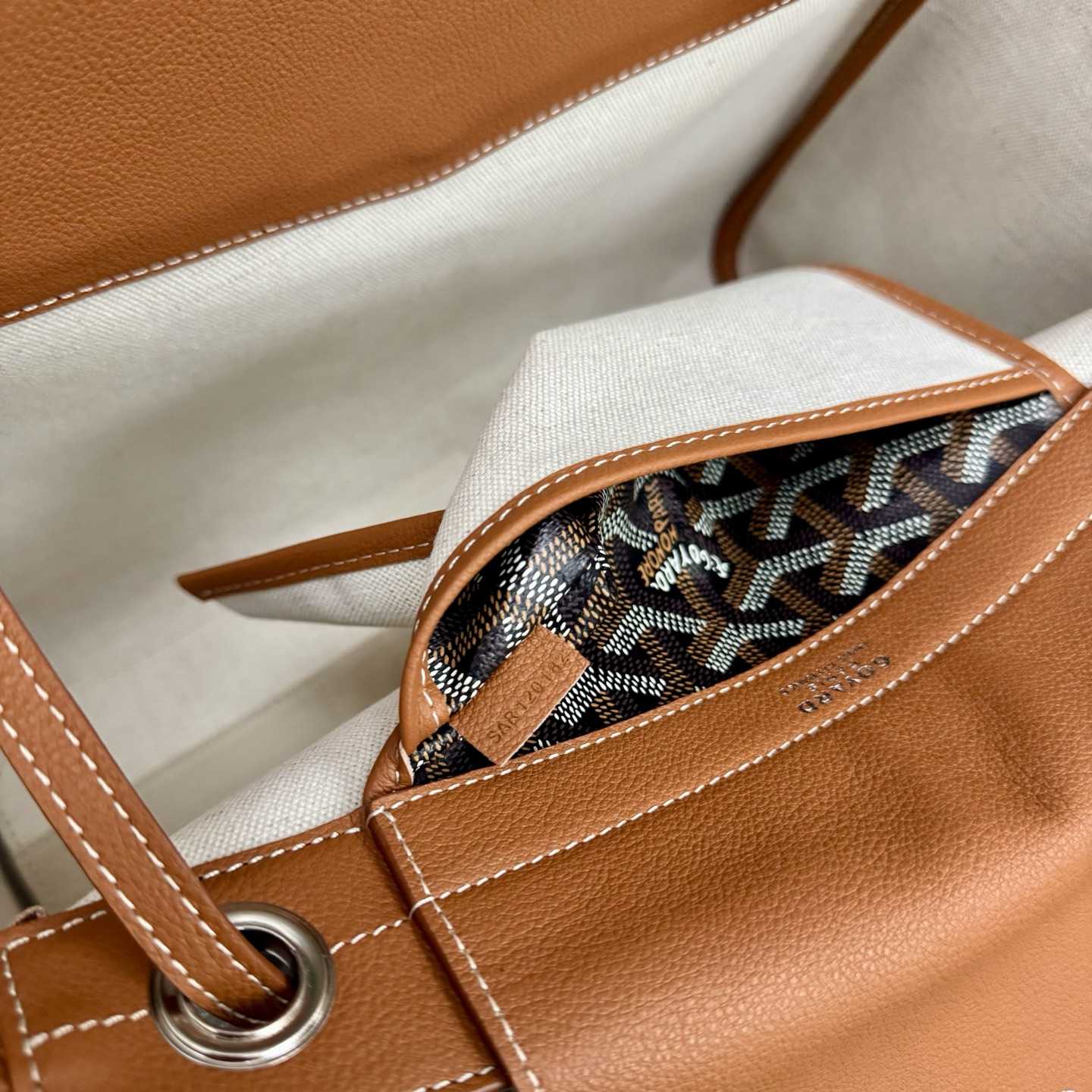 Goyard Rouette Souple Bag - DopestKickz