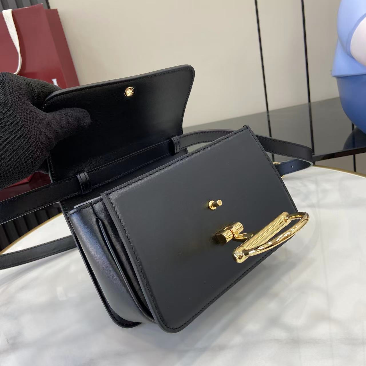 Gucci Siena Small Top Handle Bag - DopestKickz
