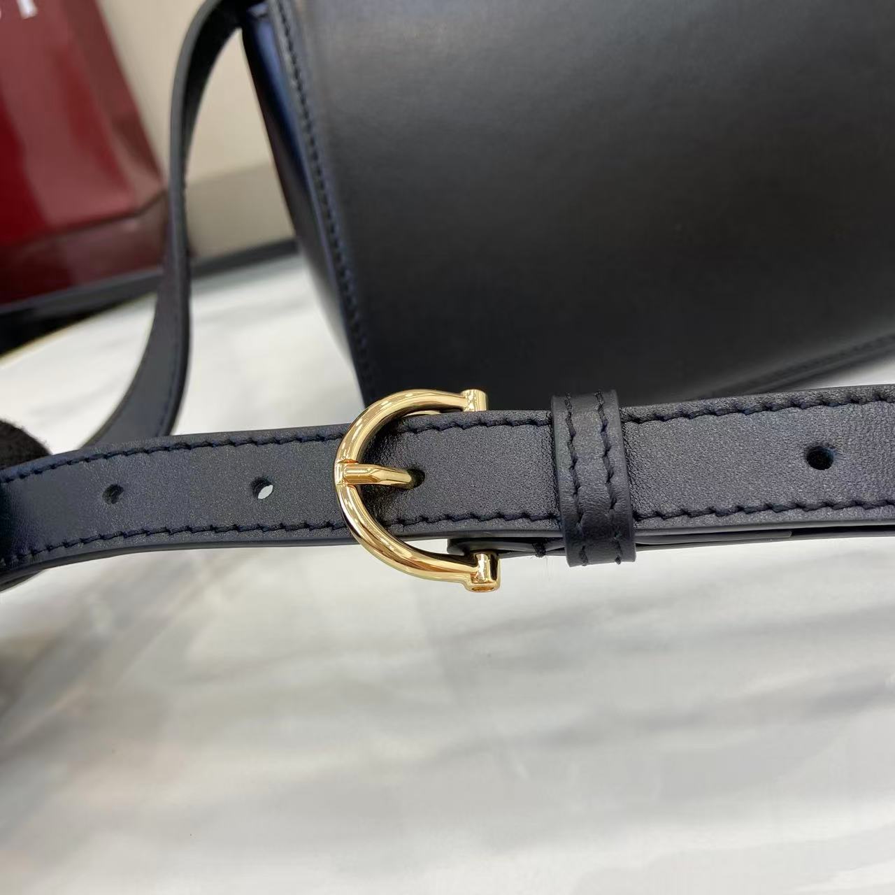 Gucci Siena Small Top Handle Bag - DopestKickz