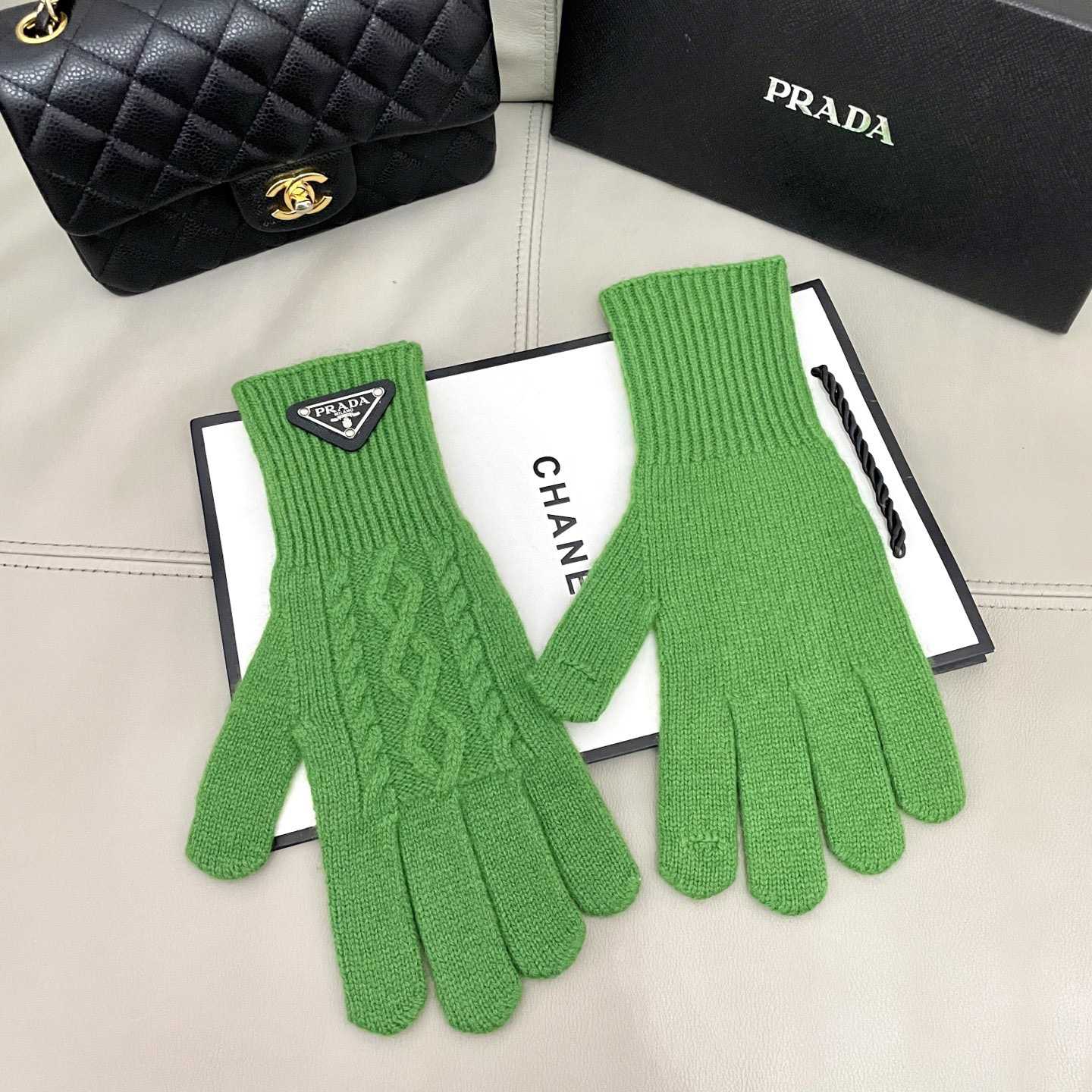 Prada Gloves - DopestKickz