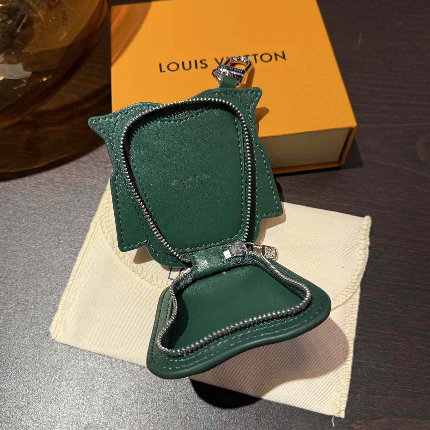 Louis Vuitton LV Owl Bag Charm S00 - DopestKickz