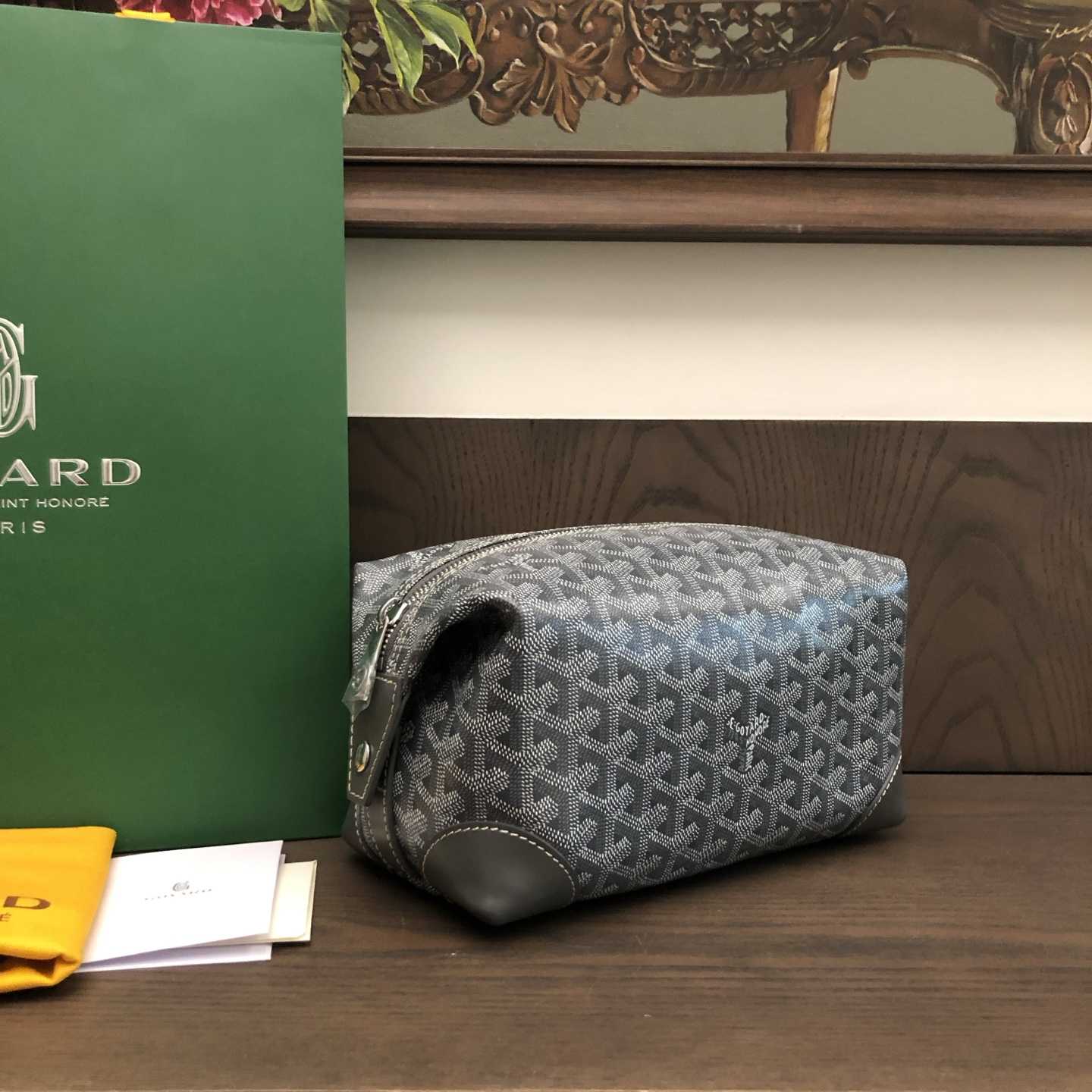 Goyard Bowling 25 Toiletry Bag - DopestKickz