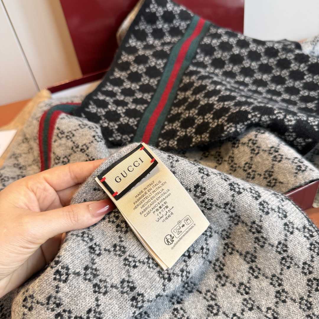 Gucci GG Supreme Scarf - DopestKickz