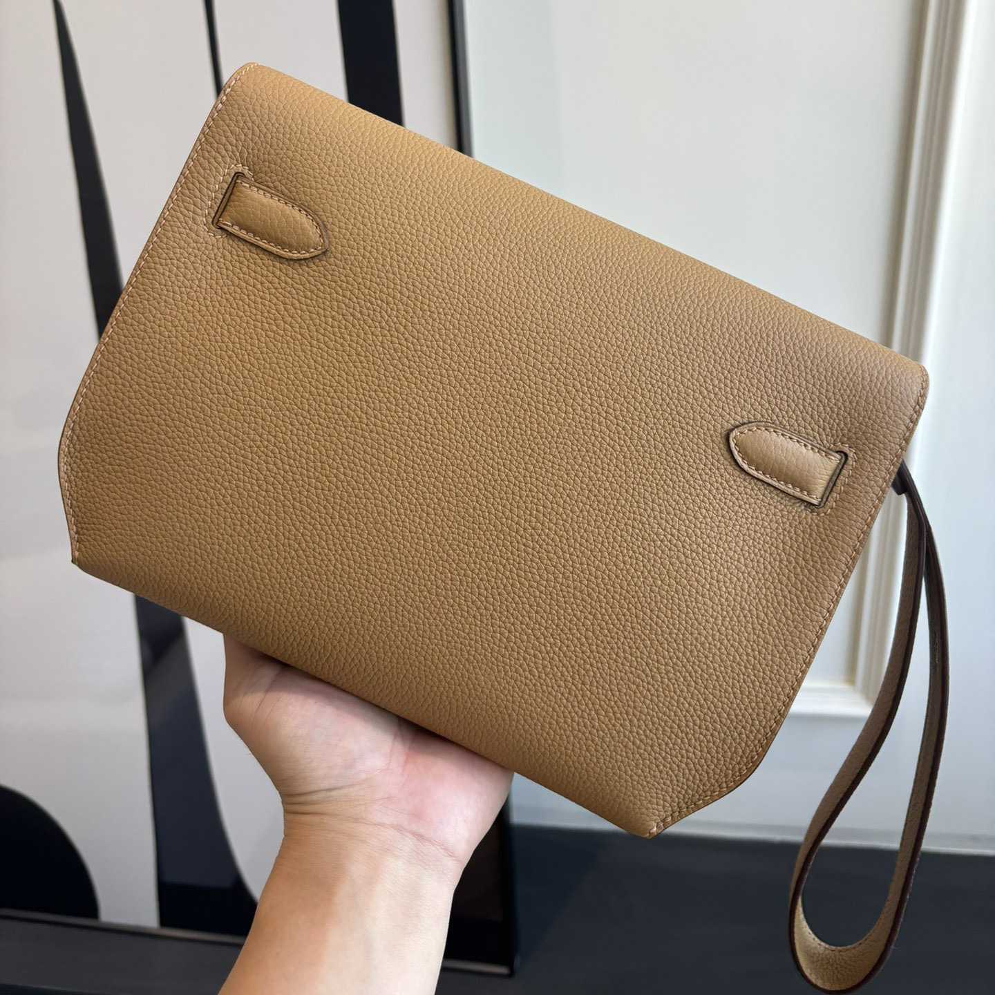 Hermes Kelly Depeches 25 Pouch - DopestKickz