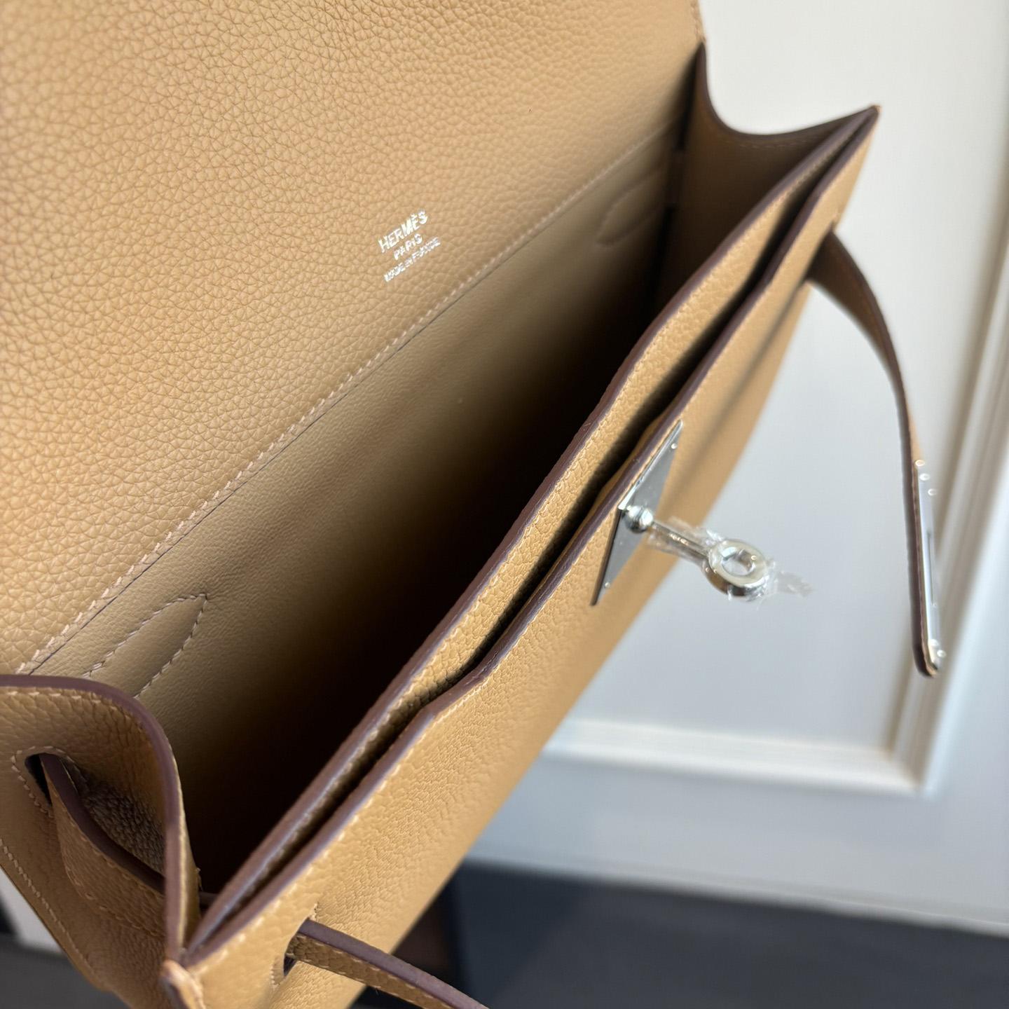 Hermes Kelly Depeches 25 Pouch - DopestKickz