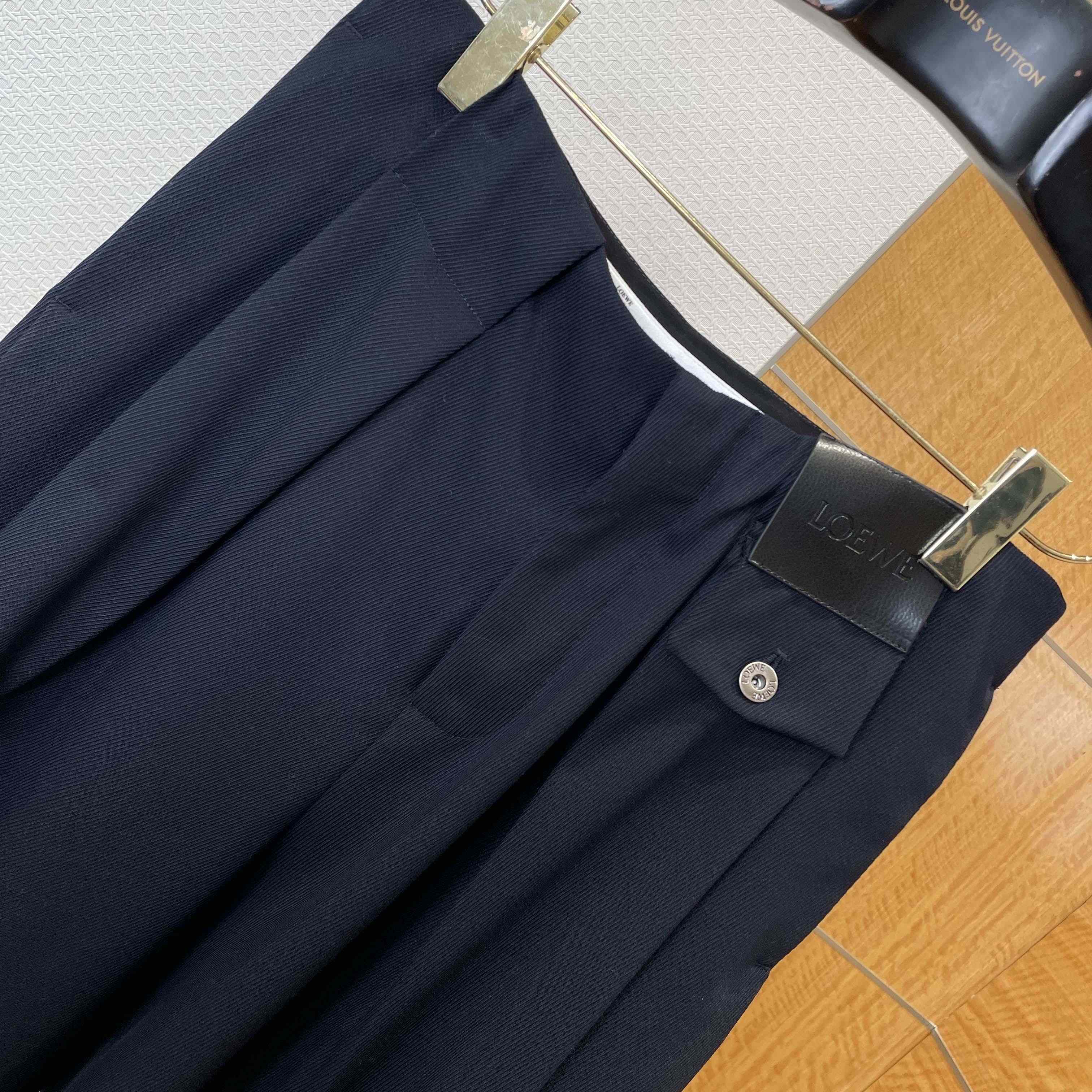 Loewe Trousers In Wool - DopestKickz