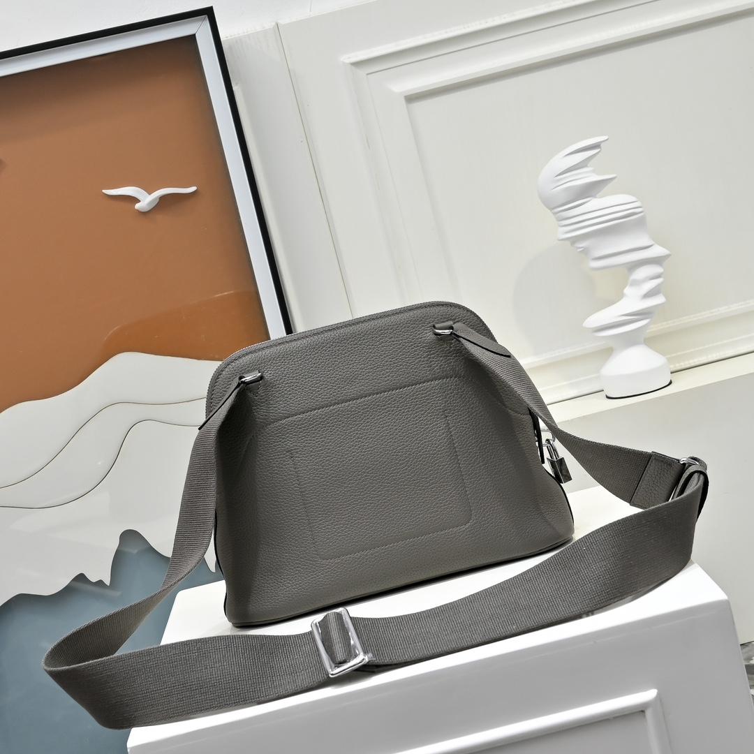 Hermès Bolide Messenger Bag - DopestKickz