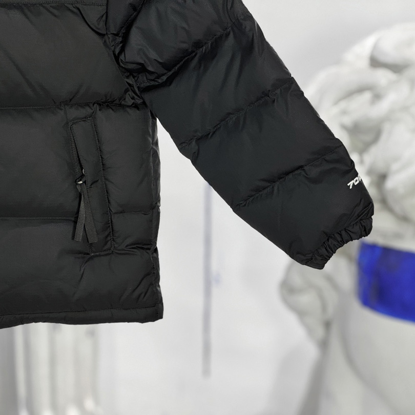 The North Face Kids 1996 Retro Nuptse Jacket - DopestKickz