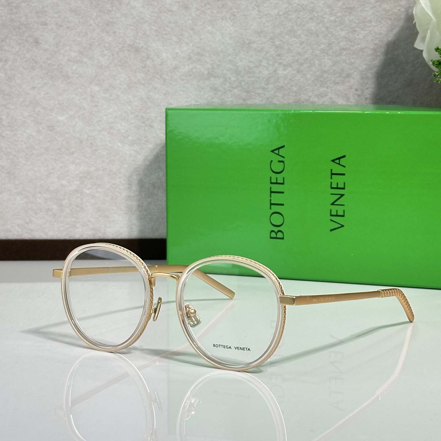 Bottega Veneta BV1428OA Sunglasses   - DopestKickz