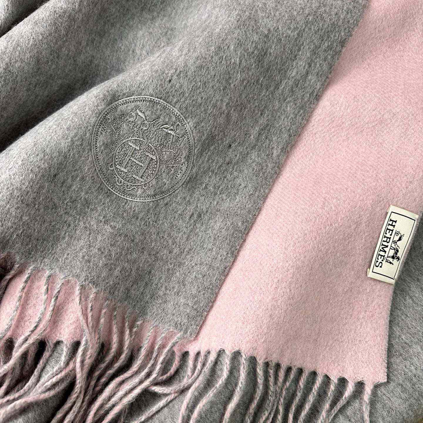 Hermès double-sided cashwool scarf - DopestKickz