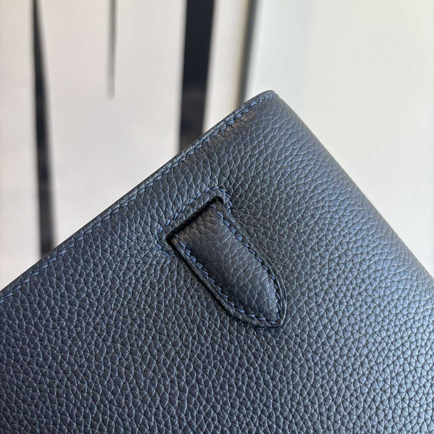 Hermes Kelly Depeches 25 Pouch - DopestKickz