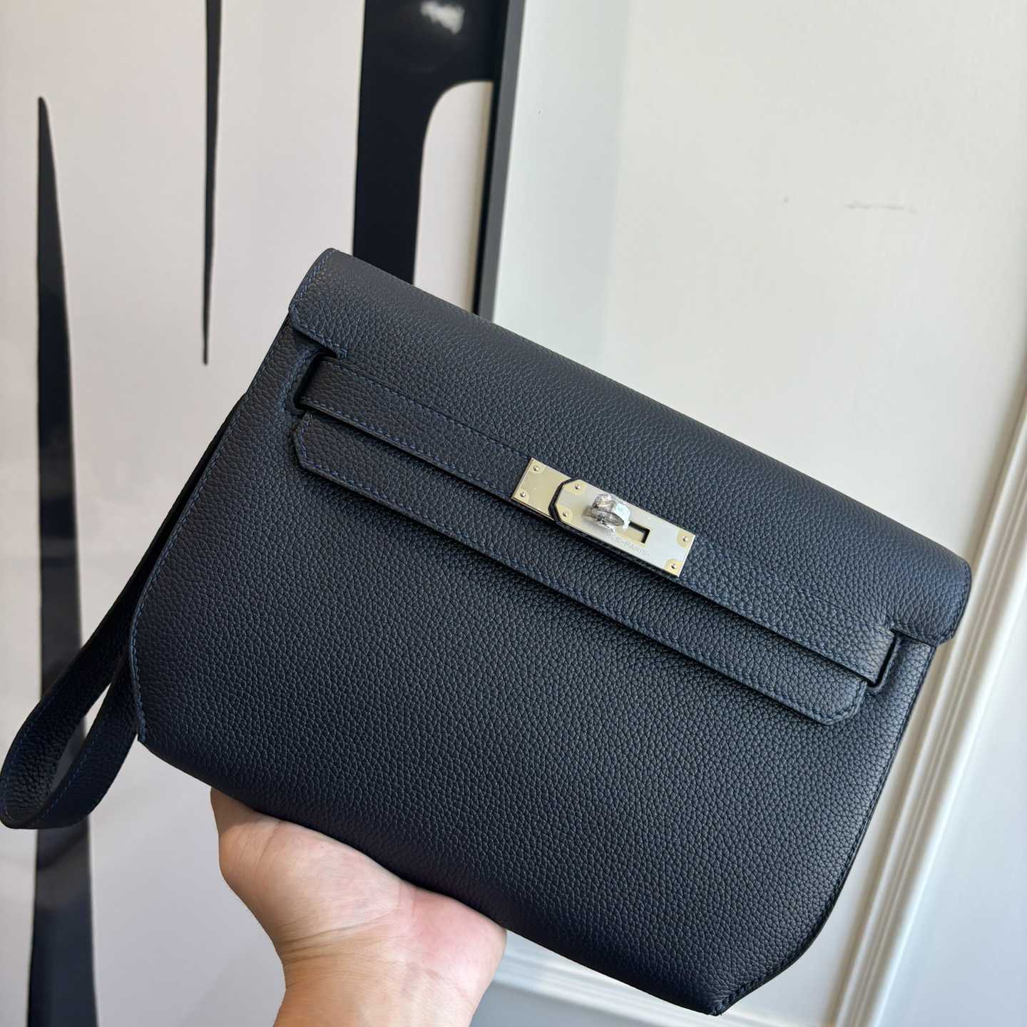 Hermes Kelly Depeches 25 Pouch - DopestKickz