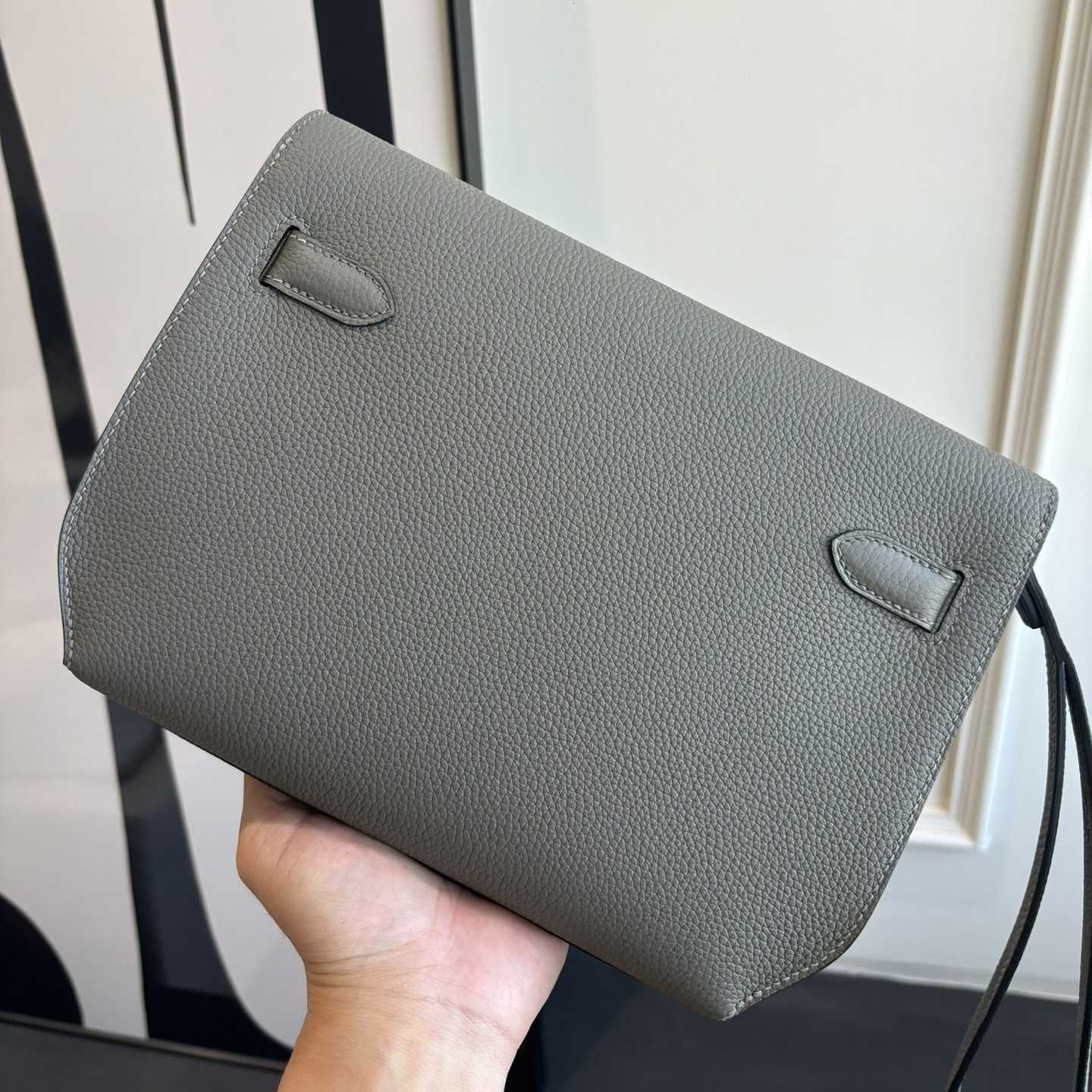 Hermes Kelly Depeches 25 Pouch - DopestKickz