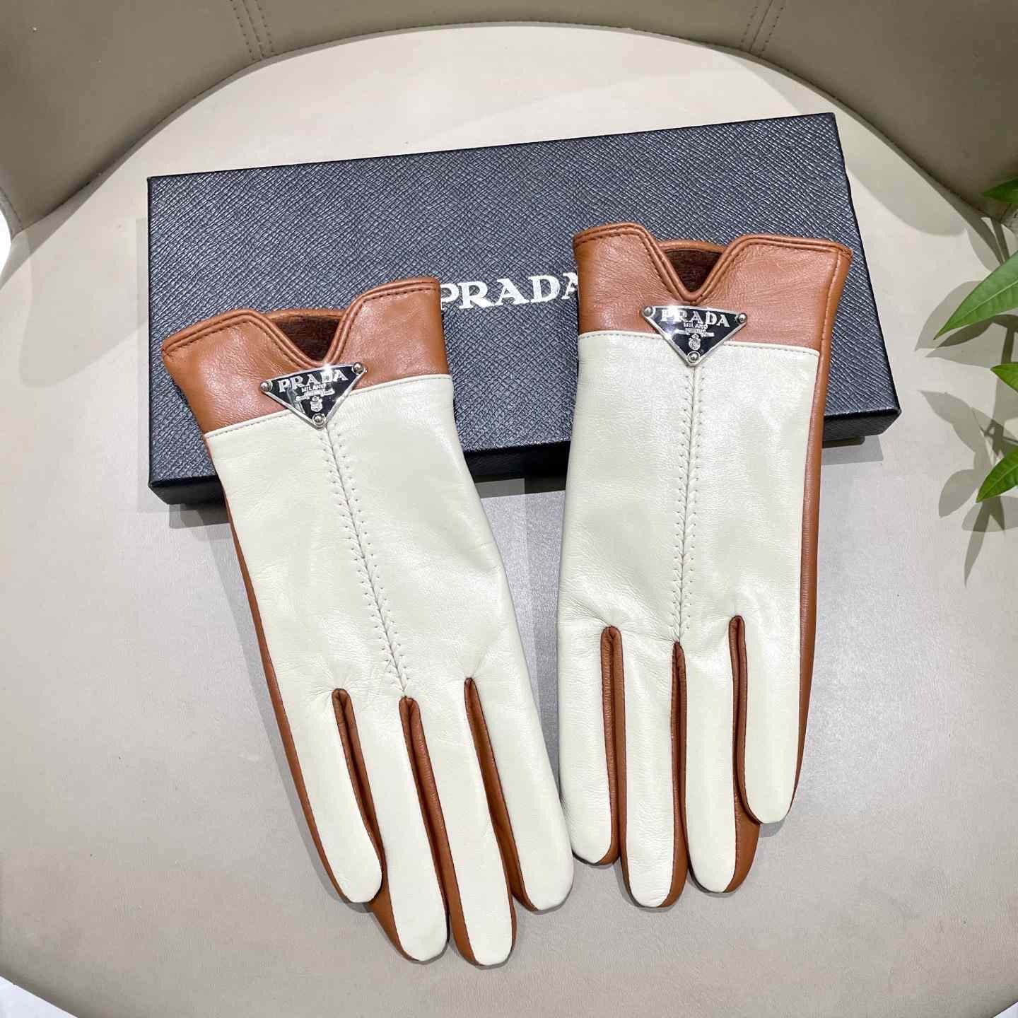 Prada Women's Gloves - DopestKickz