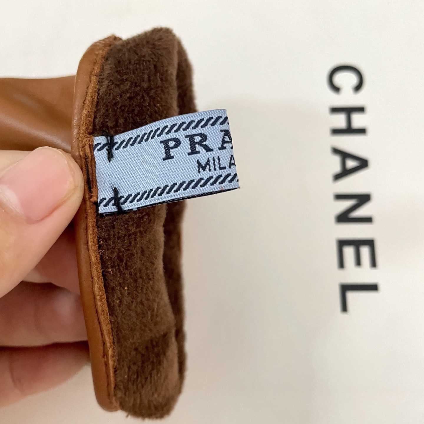 Prada Women's Gloves - DopestKickz