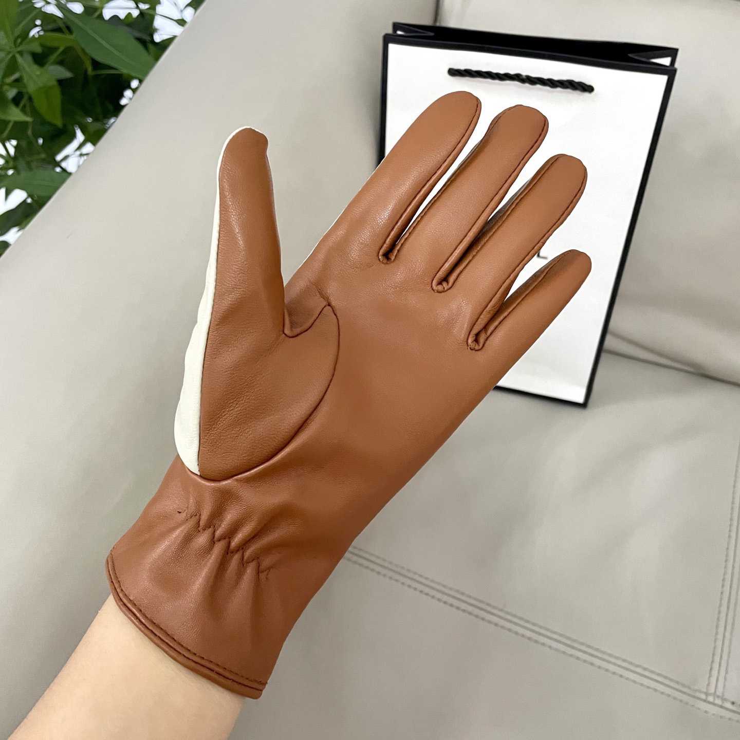 Prada Women's Gloves - DopestKickz