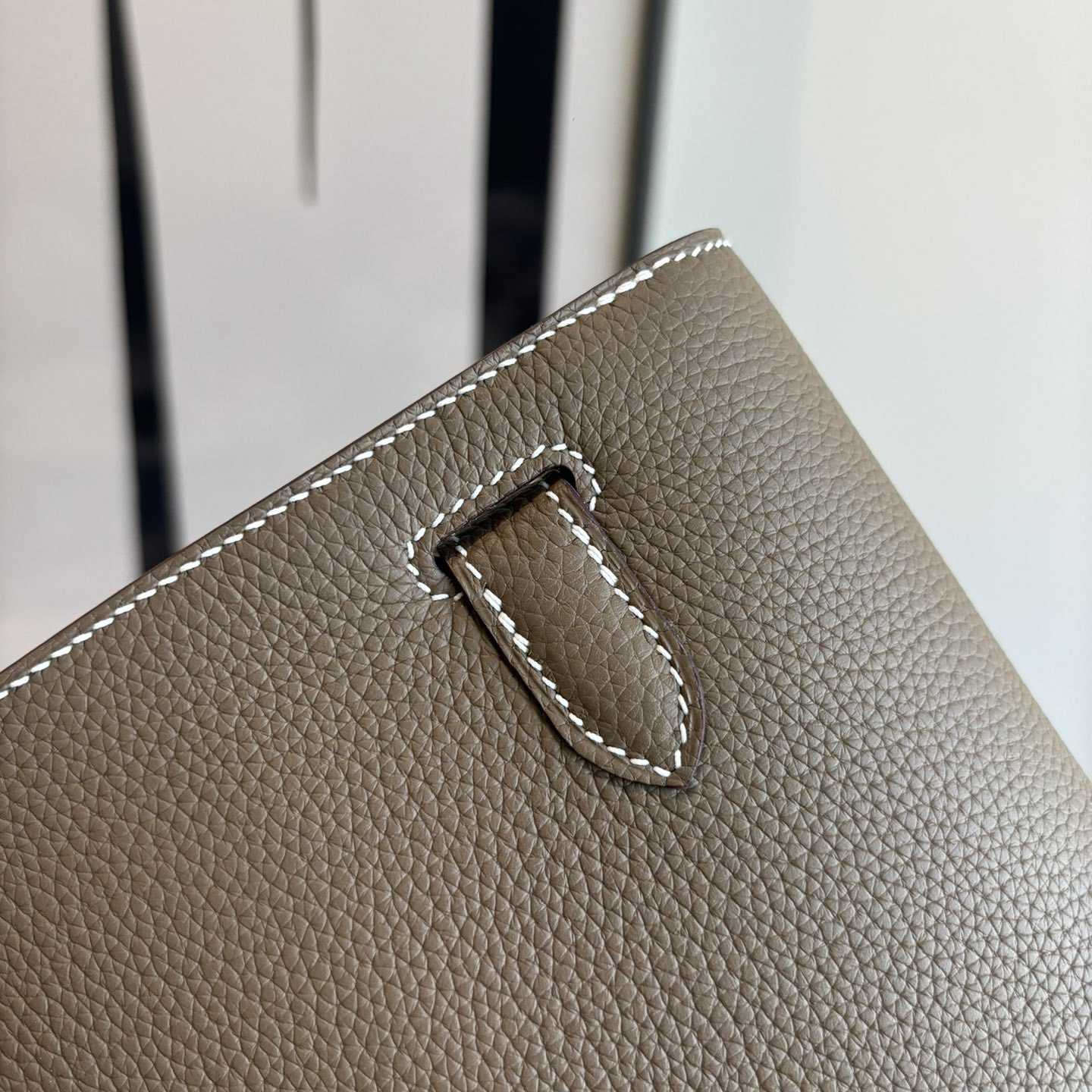 Hermes Kelly Depeches 25 Pouch - DopestKickz