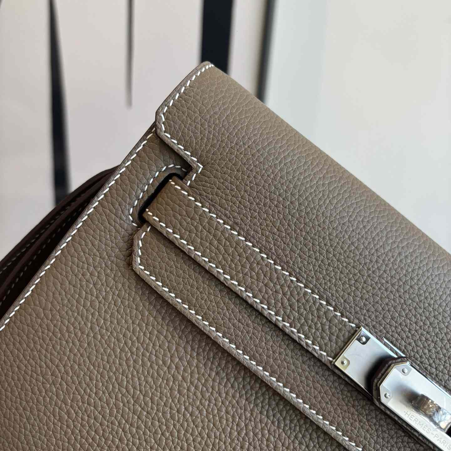 Hermes Kelly Depeches 25 Pouch - DopestKickz