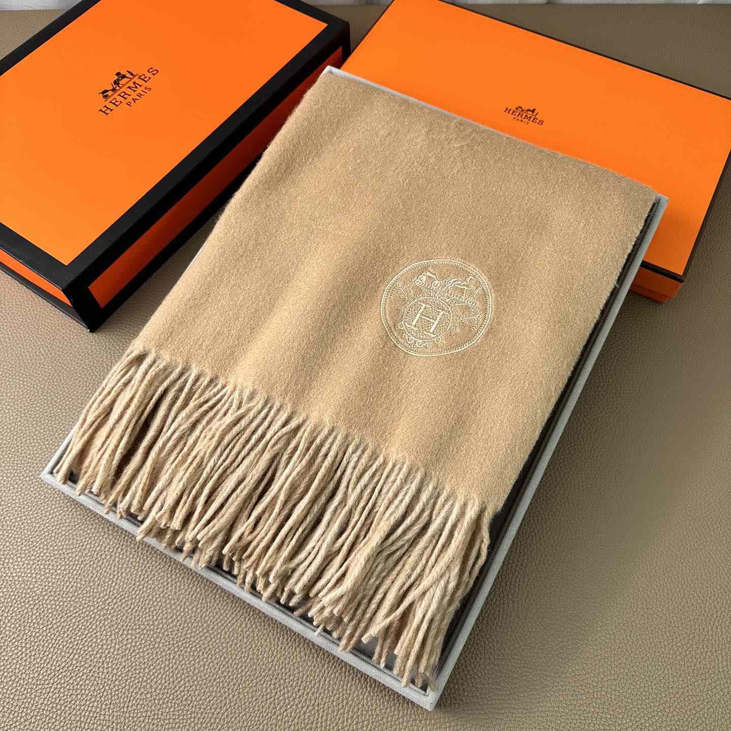 Hermès double-sided cashwool scarf - DopestKickz