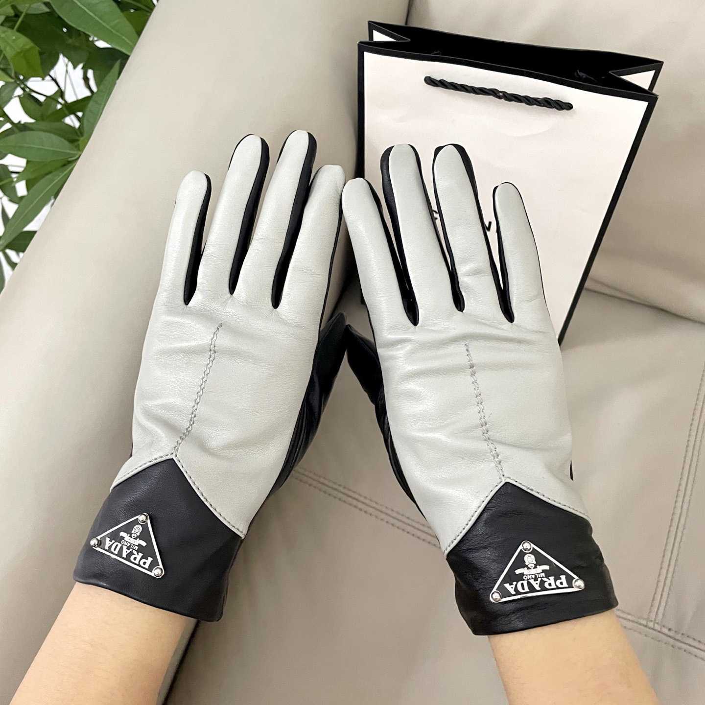 Prada Women's Gloves - DopestKickz