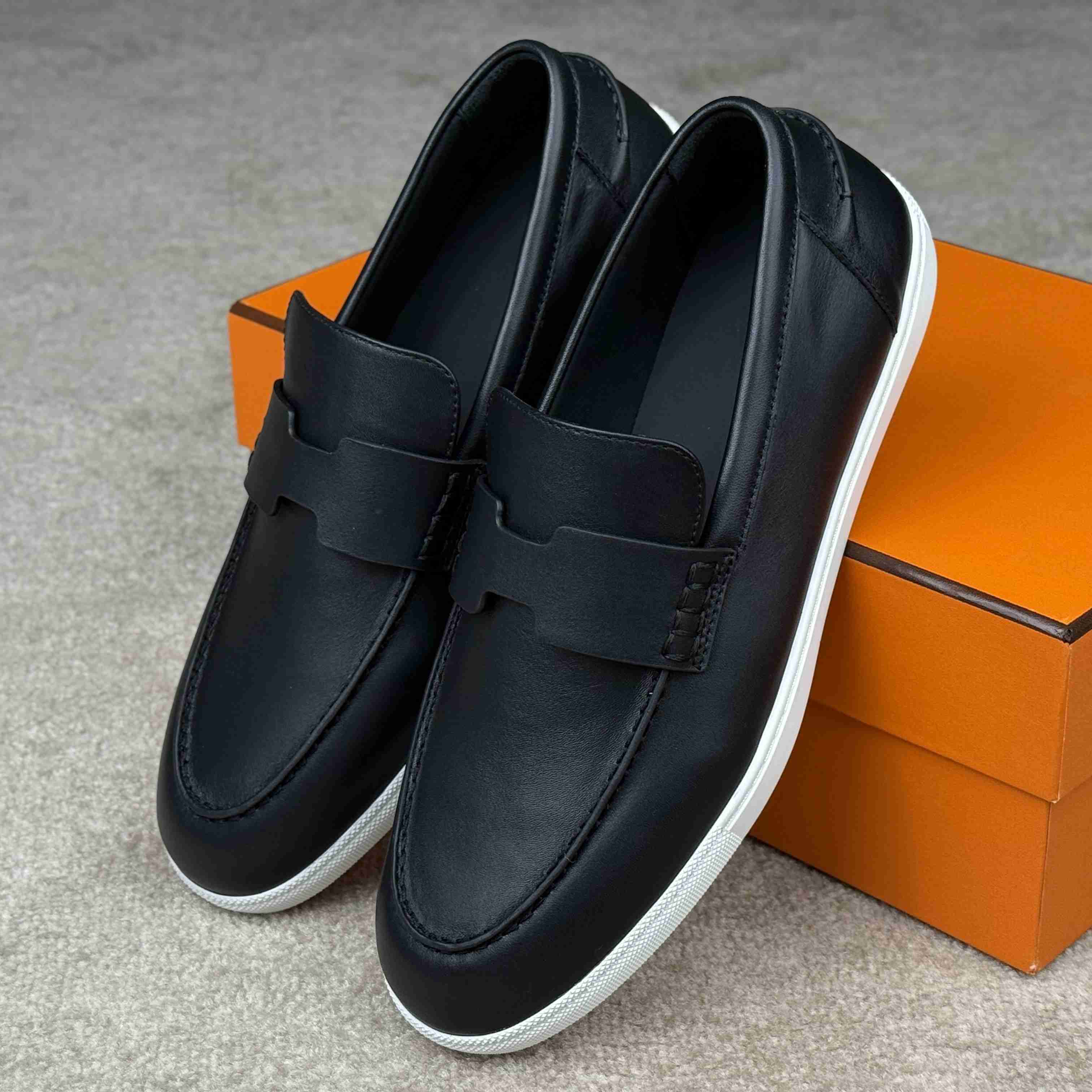 Hermes Job Loafer - DopestKickz