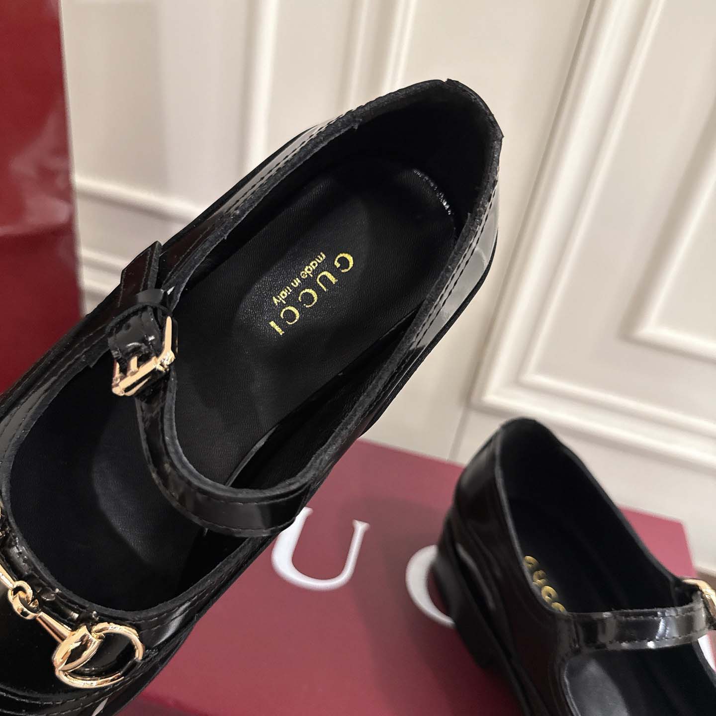 Gucci Women's Mary Jane With Horsebit - DopestKickz