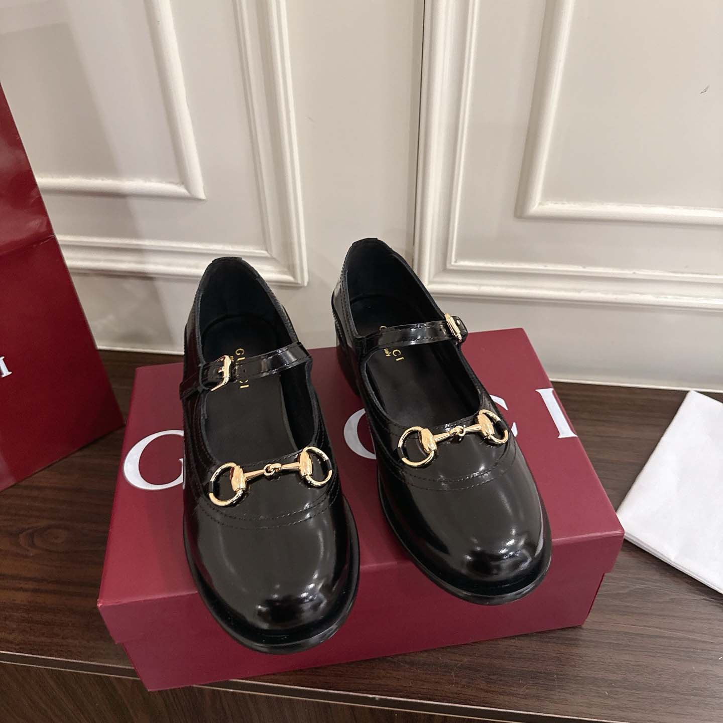 Gucci Women's Mary Jane With Horsebit - DopestKickz