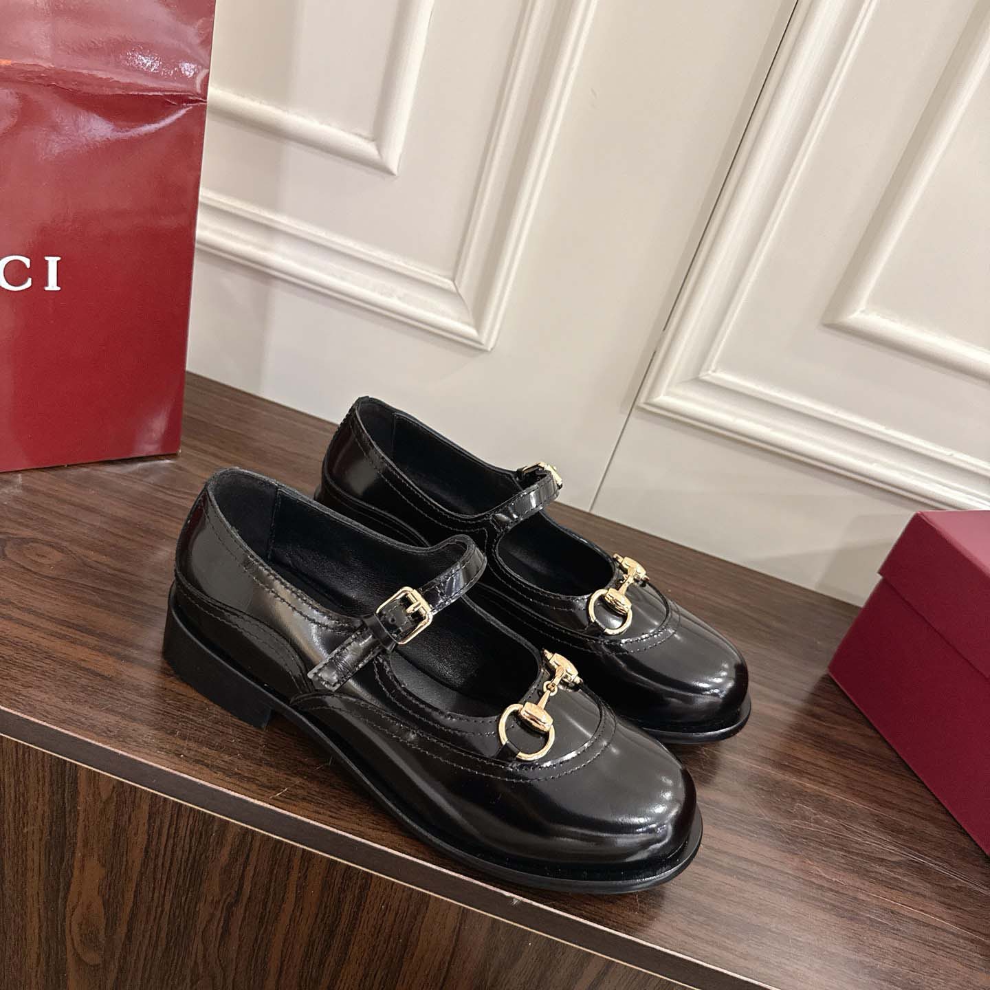 Gucci Women's Mary Jane With Horsebit - DopestKickz